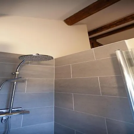 Apartment Luxury Nous Near The Caves *